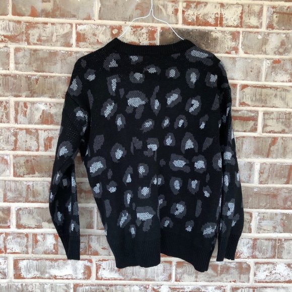 Kendall + Kylie Metallic Animal Print Sweater M - Picture 4 of 9
